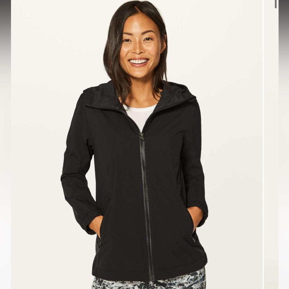 Lululemon Rise & Shine Jacket- Size 6